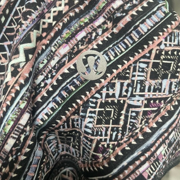 lululemon size 8 align, worn only a few times basically new - Picture 1 of 3